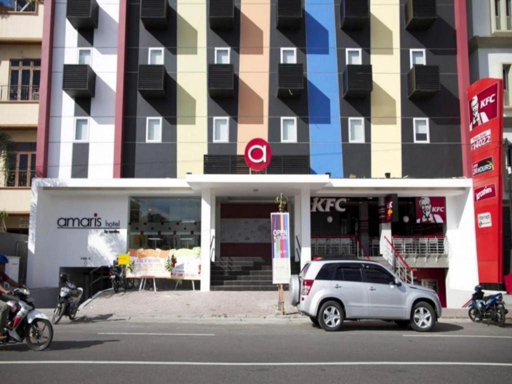 Amaris Hotel Ambon Exterior photo