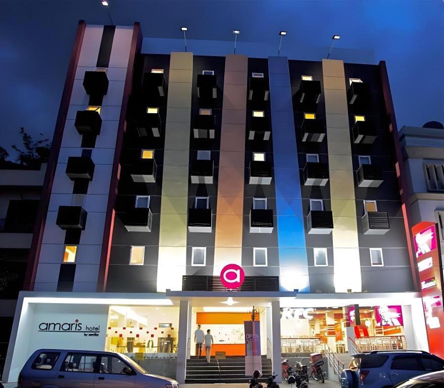 Amaris Hotel Ambon Exterior photo