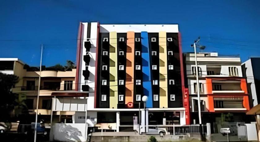 Amaris Hotel Ambon Exterior photo